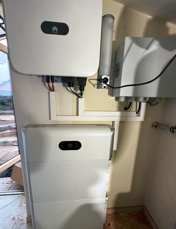Battery energy storage installation